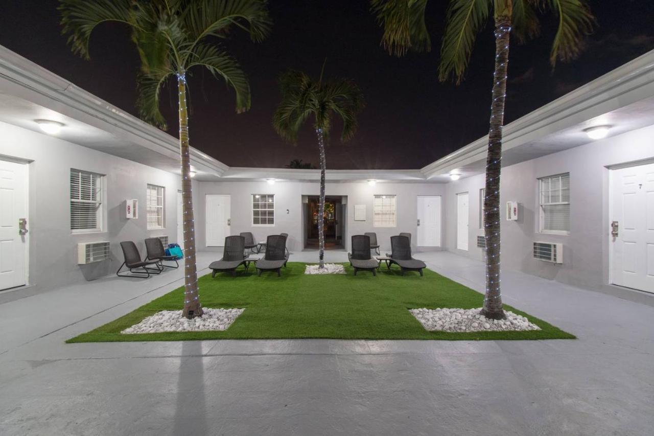 Chick & Fashionable 1 Bedroom Apt Beach Unit # 4 Hollywood Eksteriør billede